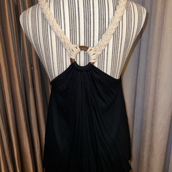 🔥🔥BUNDLED TOPS🔥🔥 - Picture 5 of 7